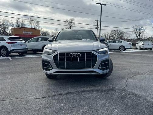 2023 Audi Q5 40 Premium