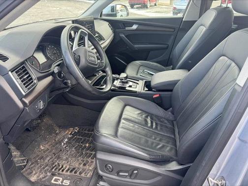 2023 Audi Q5 40 Premium