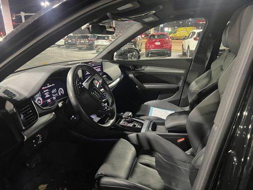2022 Audi Q5 45 S line Premium Plus
