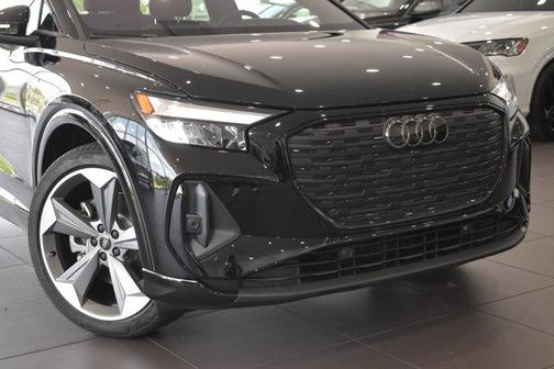2025 Audi Q4 e-tron Premium Plus 55 quattro