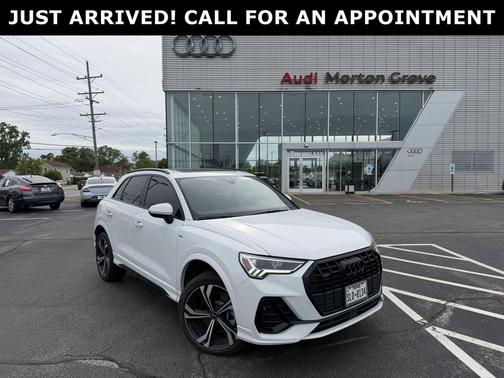 Glacier White Metallic 2023 Audi Q3 45 S line Premium Plus