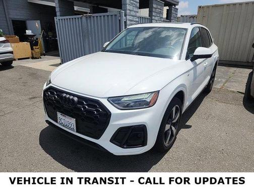 2022 Audi Q5 45 S line Premium Plus