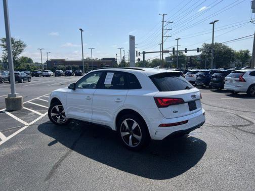 2022 Audi Q5 45 S line Premium Plus