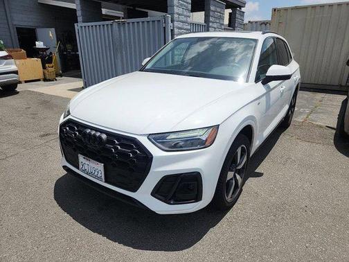 2022 Audi Q5 45 S line Premium Plus