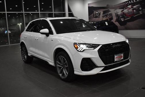 2023 Audi Q3 45 S line Premium Plus