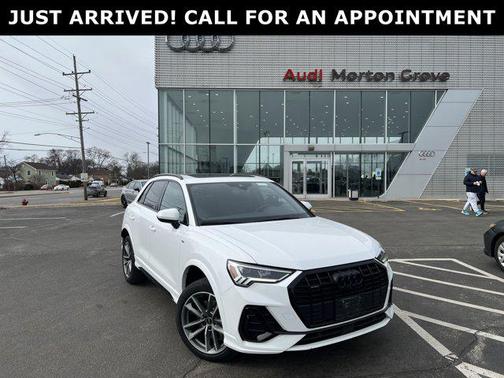 2023 Audi Q3 45 S line Premium Plus