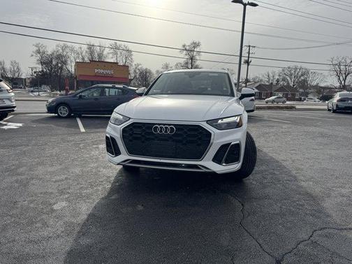 2023 Audi Q5 45 S line Premium Plus