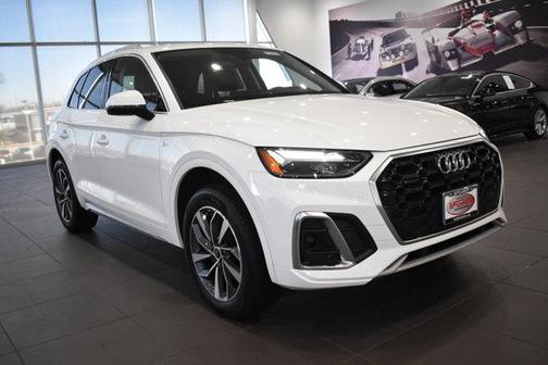 2023 Audi Q5 45 S line Premium Plus