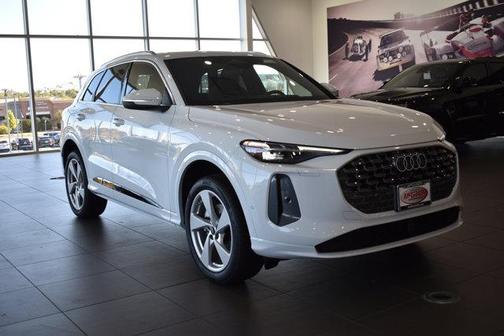 2025 Audi Q5 Premium Plus