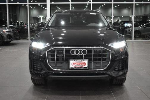 2022 Audi Q8 55 Premium Plus