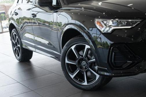 2025 Audi Q3 45 S line Premium Plus