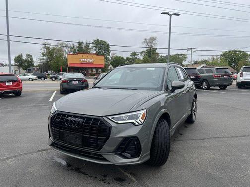 2022 Audi Q3 45 S line Premium Plus
