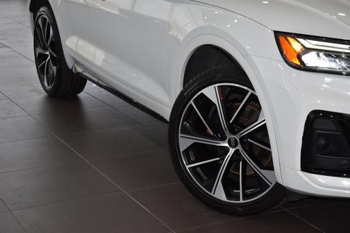 Glacier White Metallic 2023 Audi SQ5 3.0T Premium Plus