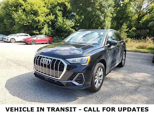 2022 Audi Q3 45 S line Premium