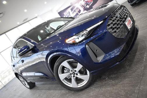 2025 Audi Q5 Prestige TFSI quattro S tronic