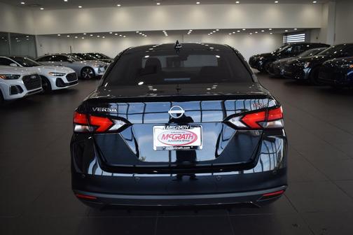 Super Black 2024 Nissan Versa 1.6 S