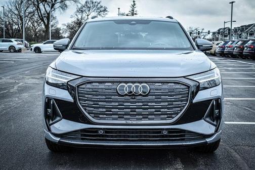2025 Audi Q4 e-tron Prestige 55 quattro