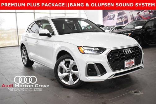 2022 Audi Q5 45 S line Premium Plus