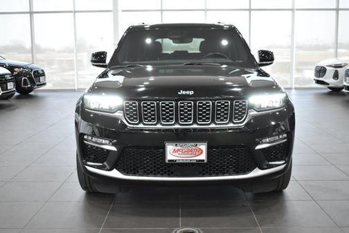 Diamond Black Crystal Pearlcoat 2022 Jeep Grand Cherokee 4xe Summit