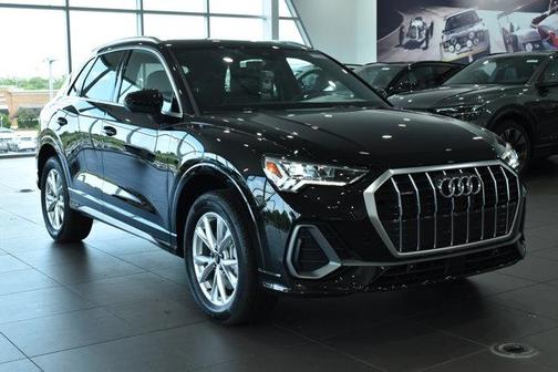 2025 Audi Q3 45 S line Premium Plus