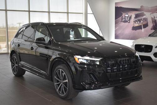 Mythos Black Metallic 2026 Audi Q7 45 Premium Plus