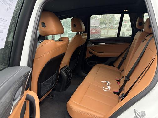 Alpine White 2022 BMW X3 M40i