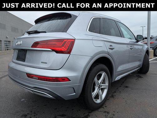 2022 Audi Q5 40 Premium