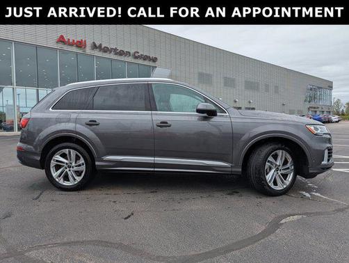 2023 Audi Q7 55 Premium Plus