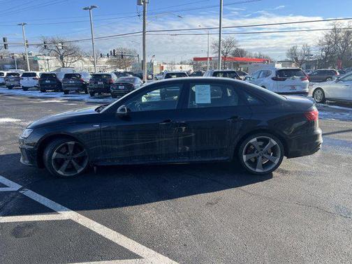 2023 Audi A4 45 S line Premium Plus