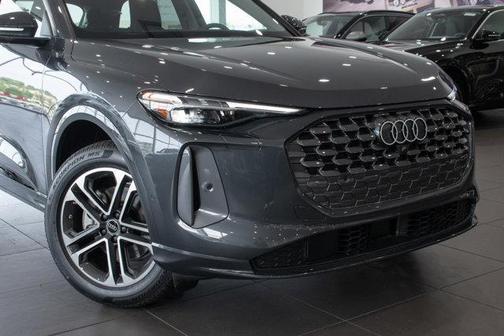 2025 Audi Q5 Premium Plus