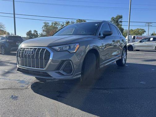 2022 Audi Q3 45 S line Premium