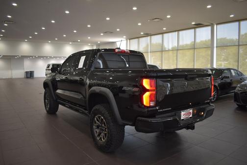 Black 2026 Chevrolet Colorado ZR2
