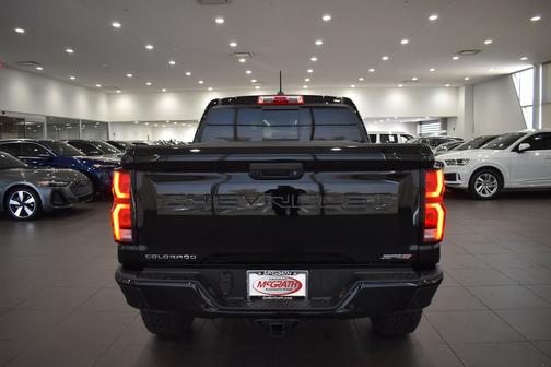 Black 2026 Chevrolet Colorado ZR2