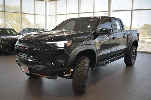 Black 2026 Chevrolet Colorado ZR2
