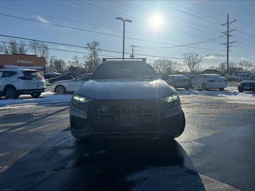 2022 Audi Q8 55 Premium Plus