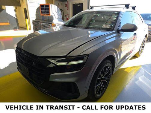 2022 Audi Q8 55 Premium Plus