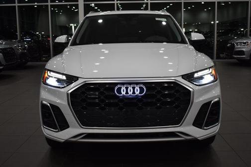 2023 Audi Q5 45 S line Premium Plus