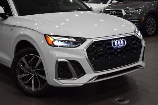 2023 Audi Q5 45 S line Premium Plus