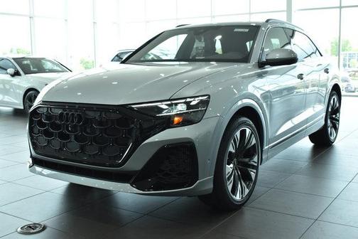 2025 Audi Q8 55 Premium Plus