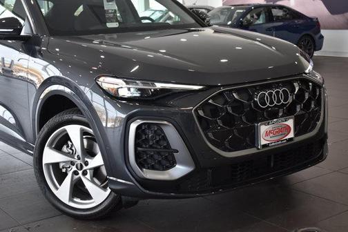 2025 Audi Q5 Sportback Premium Plus