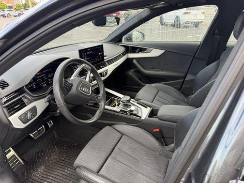 Daytona Gray Pearl Effect 2024 Audi A4 45 S line Premium Plus