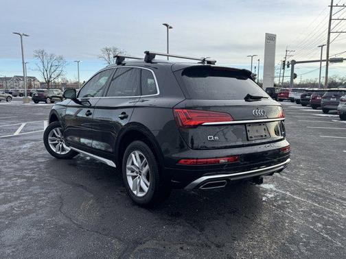 2023 Audi Q5 45 S line Premium