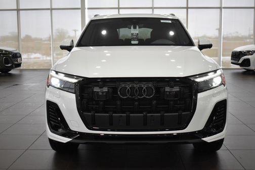 2026 Audi Q7 45 Premium