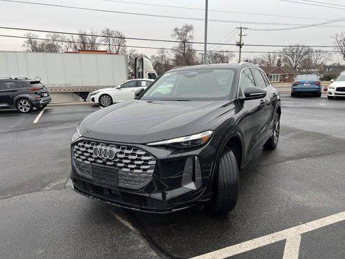 2025 Audi Q5 Premium TFSI quattro S tronic