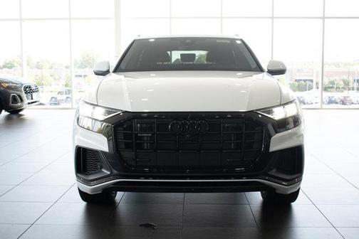 2022 Audi Q8 55 Premium Plus