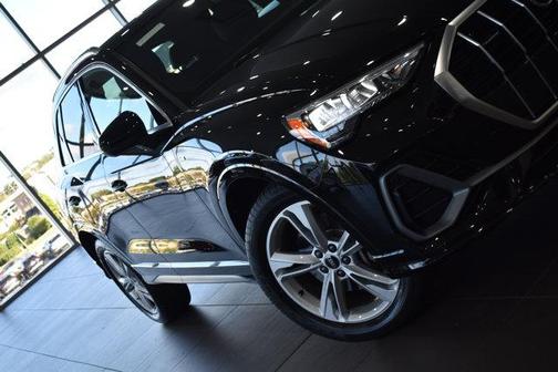 2022 Audi Q3 45 S line Premium