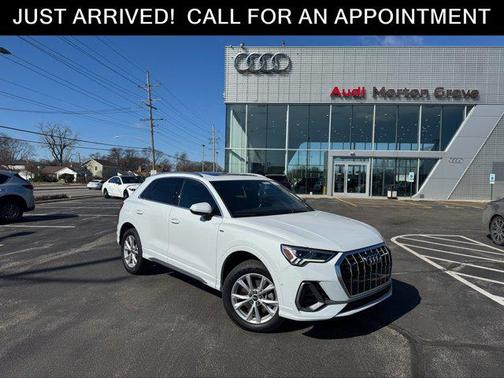 Glacier White Metallic 2021 Audi Q3 45 S line Premium Plus