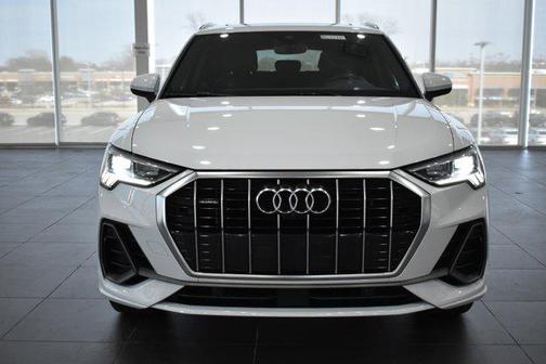 Glacier White Metallic 2021 Audi Q3 45 S line Premium Plus