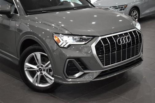 2023 Audi Q3 45 S line Premium Plus