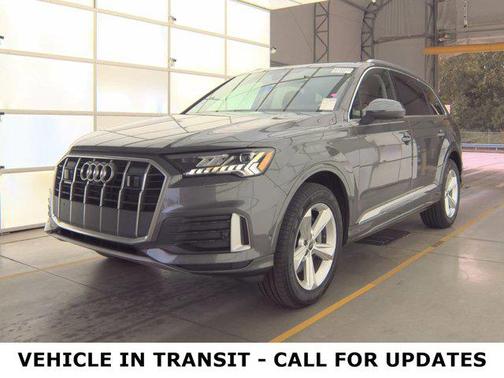 2024 Audi Q7 45 Premium Plus